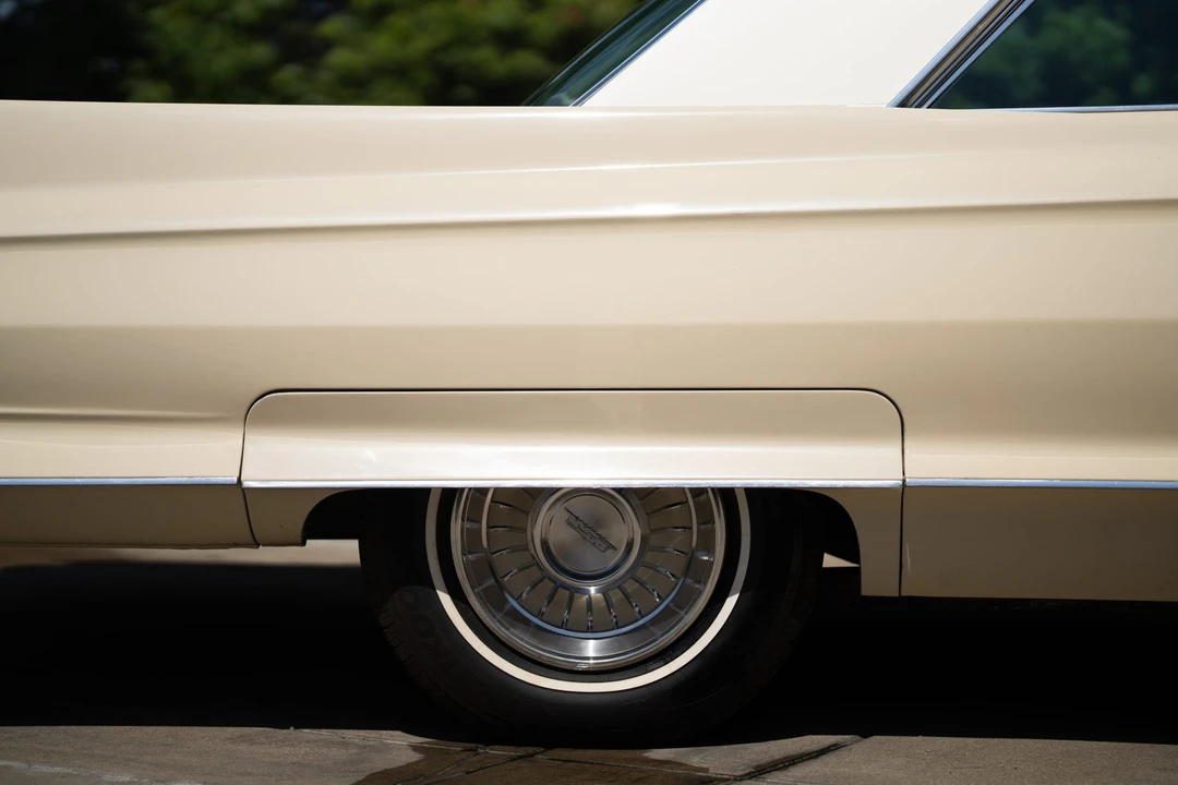 1962 Cadillac Series 62 6th Gen - Image 23 of 31