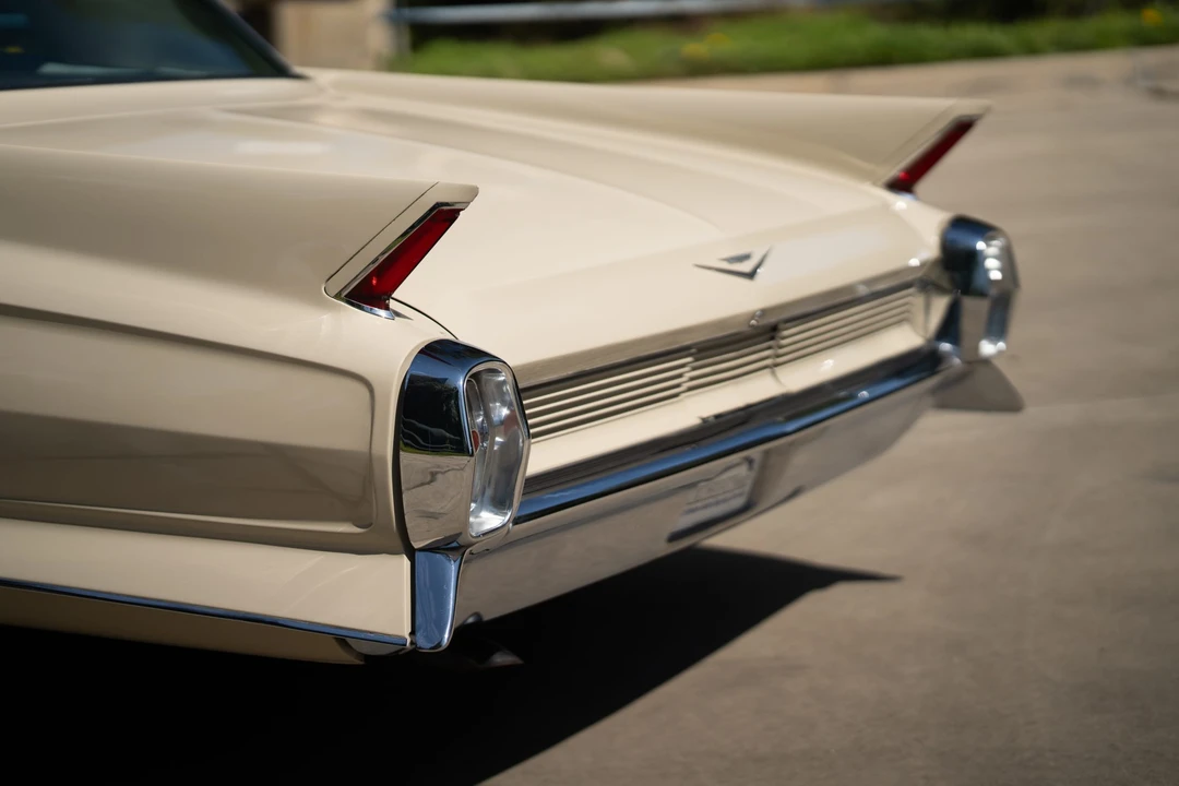 1962 Cadillac Series 62 6th Gen - Image 21 of 31