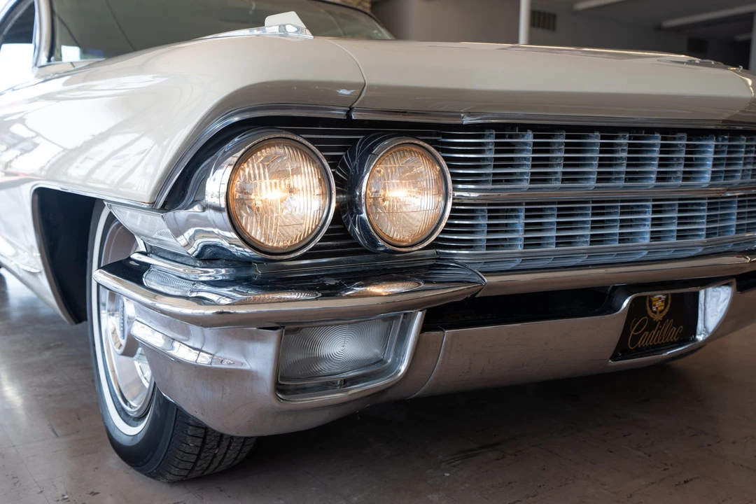 1962 Cadillac Series 62 6th Gen - Image 30 of 31