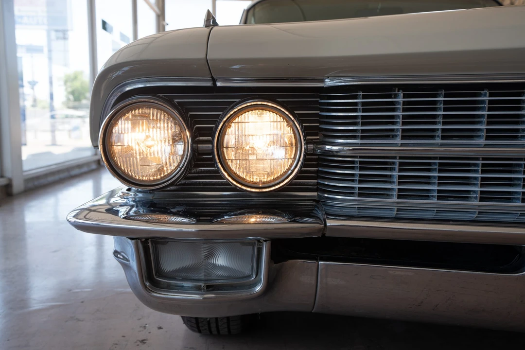 1962 Cadillac Series 62 6th Gen - Image 26 of 31