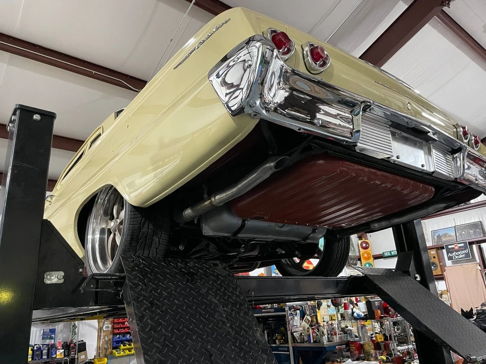 1962 Chevrolet Impala 3rd Gen - Image 20 of 21