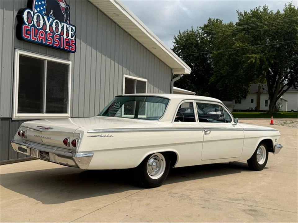 1962 Chevrolet Bel Air 6th Gen - Image 14 of 31