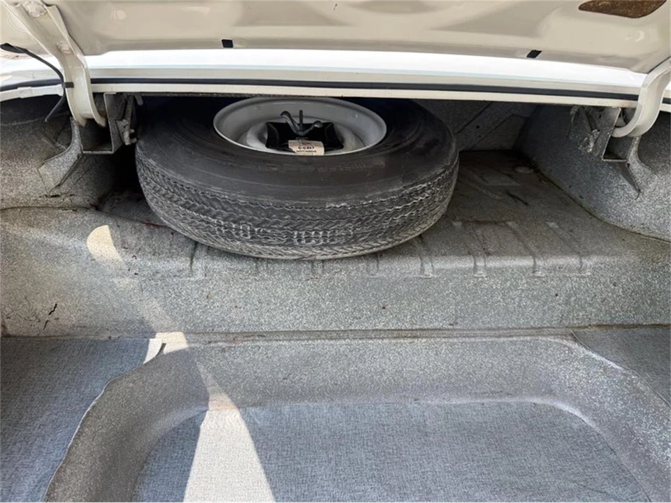 1962 Chevrolet Bel Air 6th Gen - Image 18 of 31