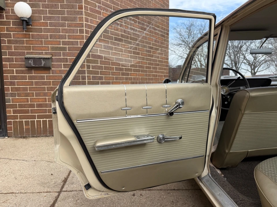 1962 Chevrolet - Image 30 of 31