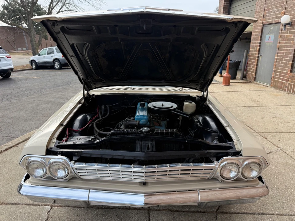 1962 Chevrolet - Image 19 of 31
