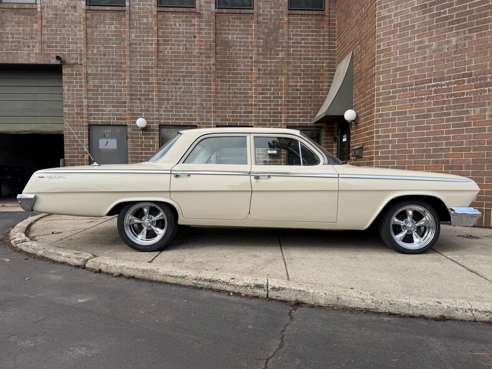 1962 Chevrolet - Image 11 of 31