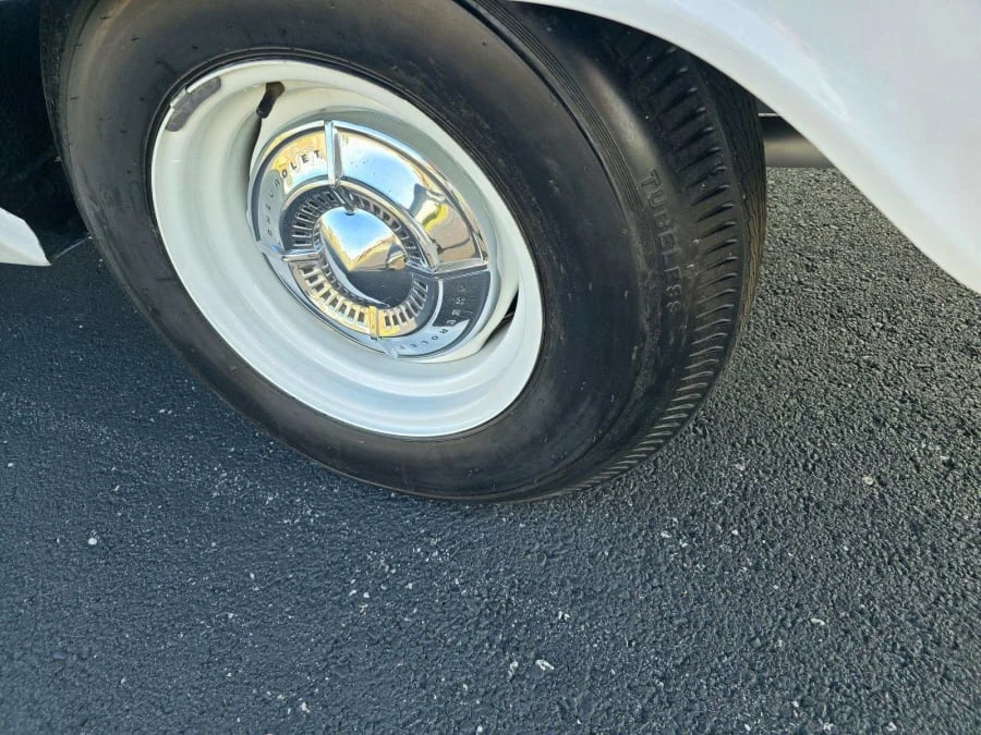1962 Chevrolet Biscayne - Image 14 of 31