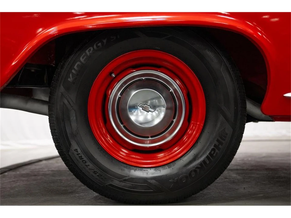 1962 Chevrolet Biscayne - Image 8 of 31
