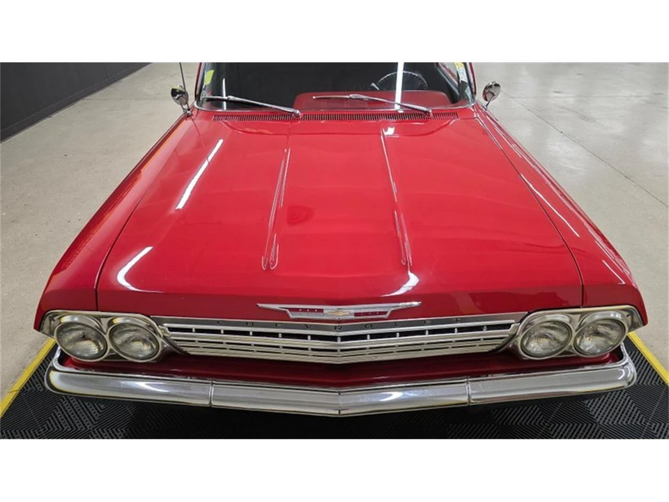 1962 Chevrolet Biscayne - Image 11 of 31