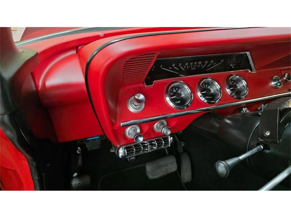 1962 Chevrolet Biscayne - Image 28 of 31