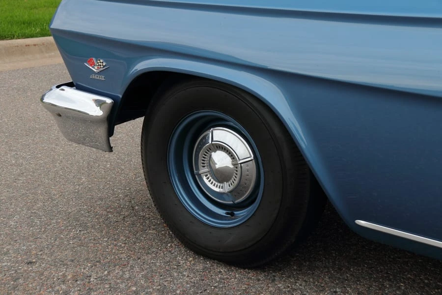 1962 Chevrolet Biscayne - Image 12 of 31