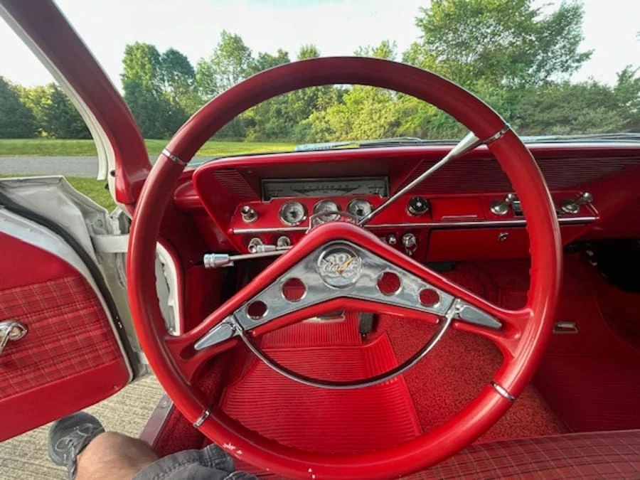 1962 Chevrolet Biscayne - Image 10 of 18