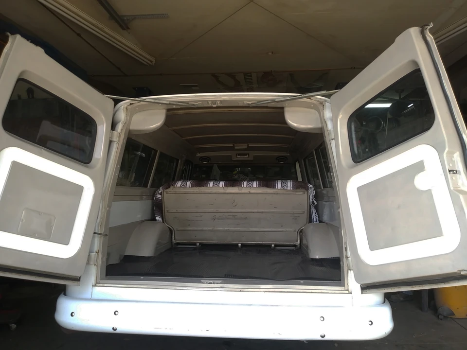 1962 Chevrolet Suburban 5th Gen - Image 23 of 31
