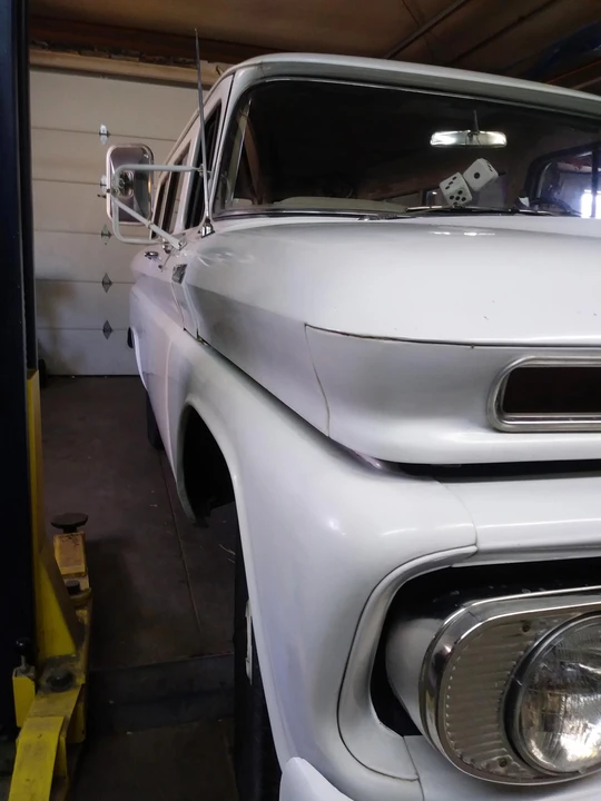 1962 Chevrolet Suburban 5th Gen - Image 13 of 31