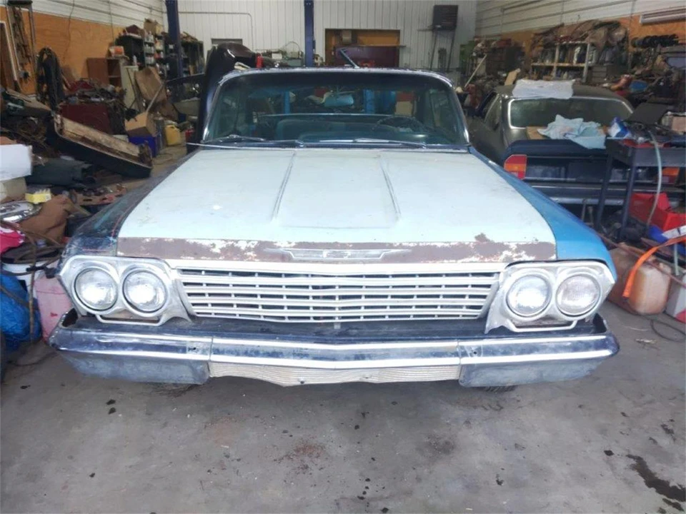 1962 Chevrolet - Image 2 of 31