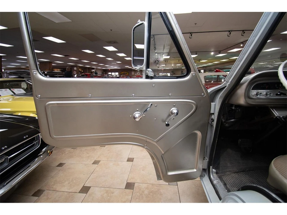 1962 Chevrolet Corvair 1st Gen - Image 29 of 31