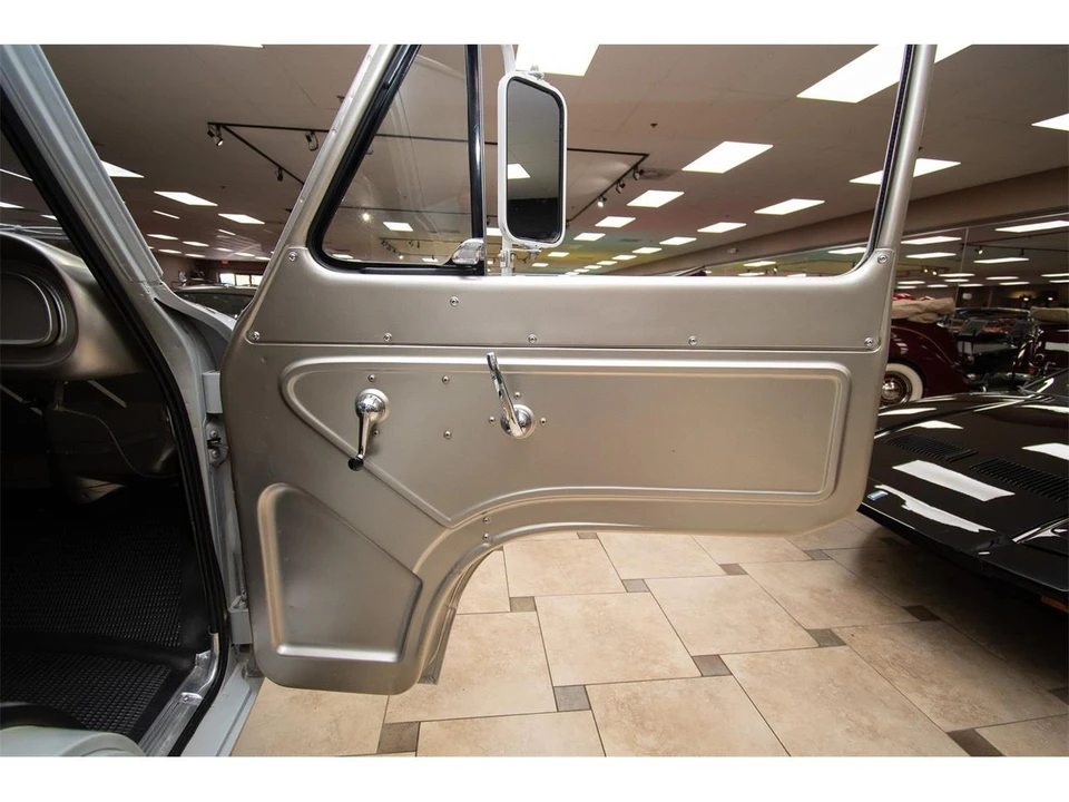 1962 Chevrolet Corvair 1st Gen - Image 28 of 31