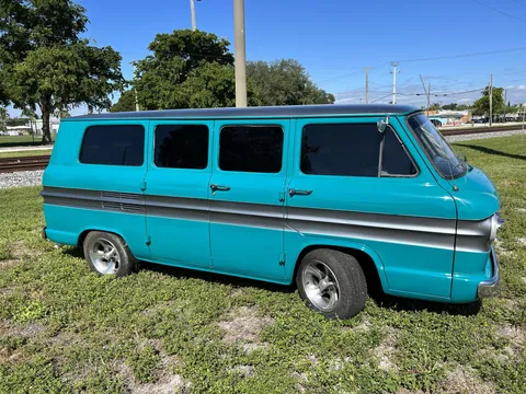 1962 Chevrolet Corvair Greenbrier & Corvan - Image 2 of 31