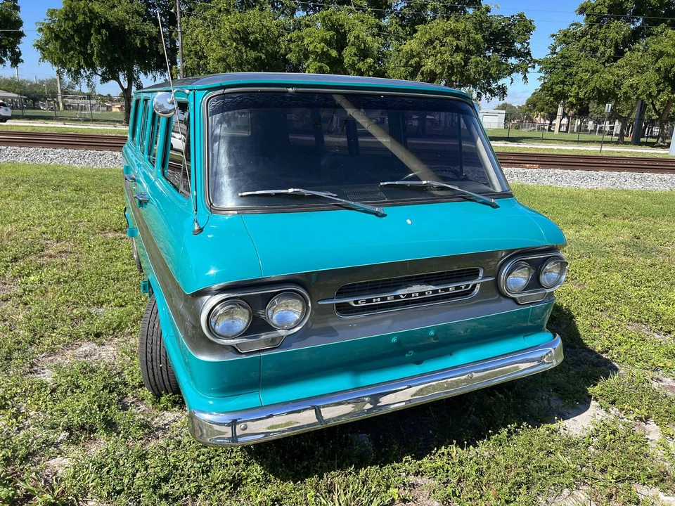 1962 Chevrolet Corvair Greenbrier & Corvan - Image 4 of 31