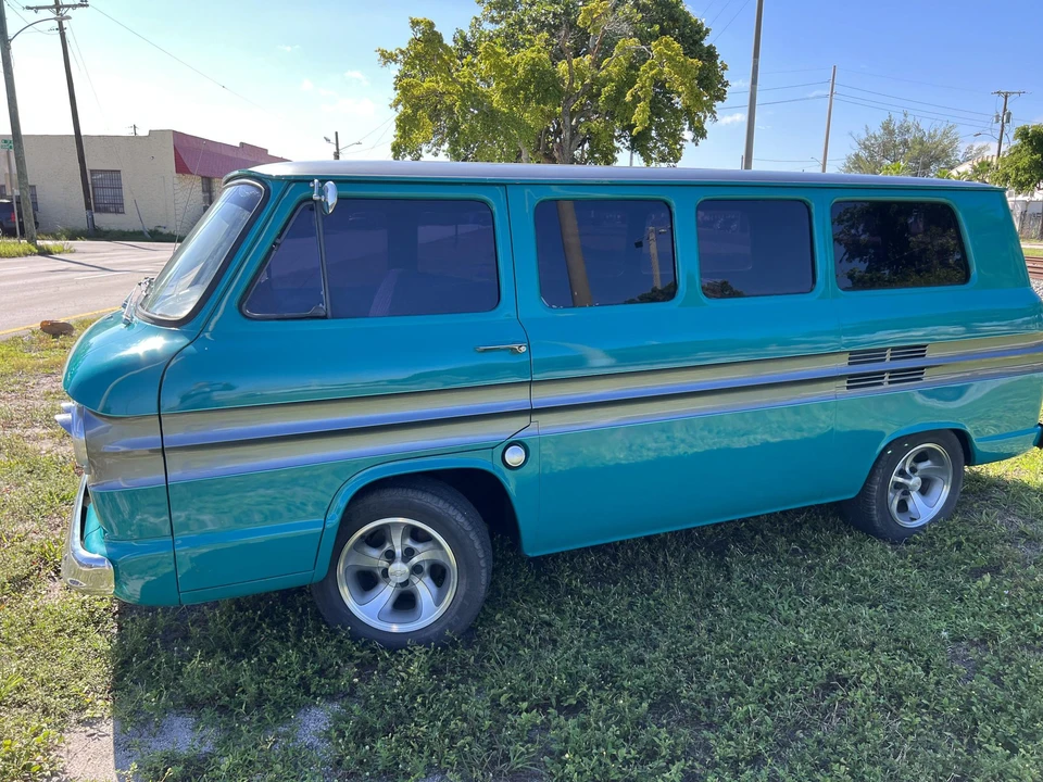 1962 Chevrolet Corvair Greenbrier & Corvan - Image 7 of 31