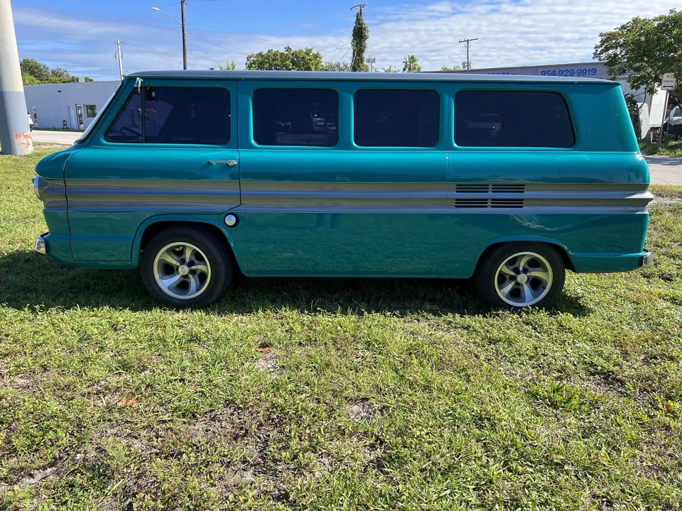 1962 Chevrolet Corvair Greenbrier & Corvan - Image 8 of 31