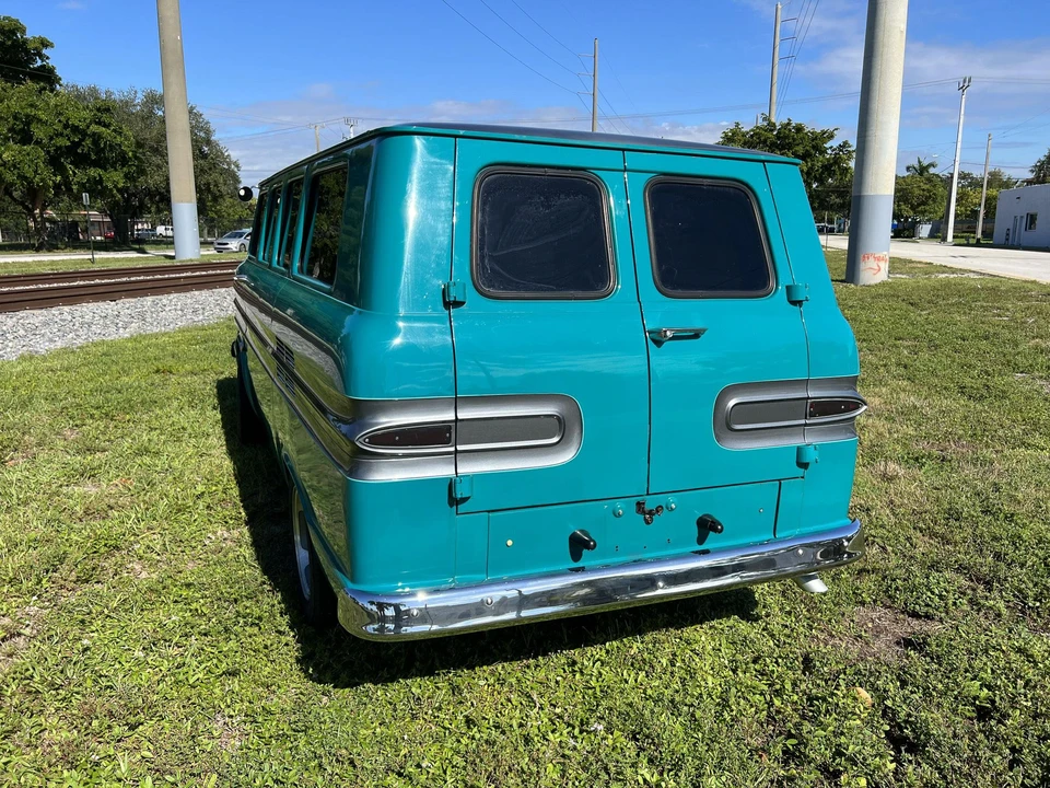 1962 Chevrolet Corvair Greenbrier & Corvan - Image 11 of 31