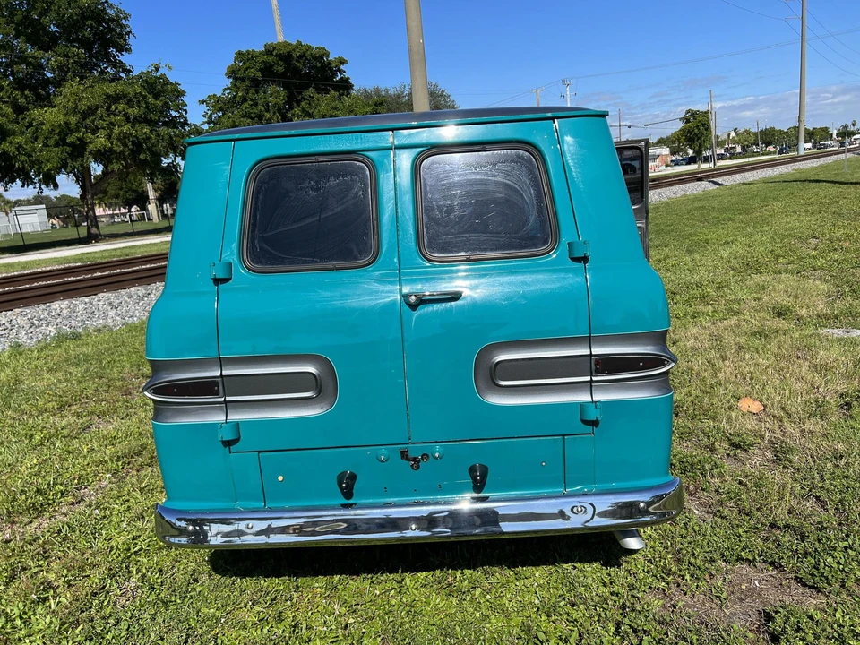 1962 Chevrolet Corvair Greenbrier & Corvan - Image 13 of 31