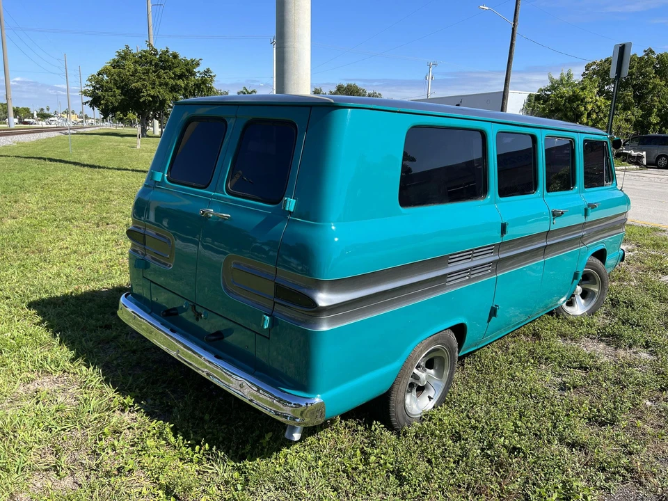 1962 Chevrolet Corvair Greenbrier & Corvan - Image 15 of 31