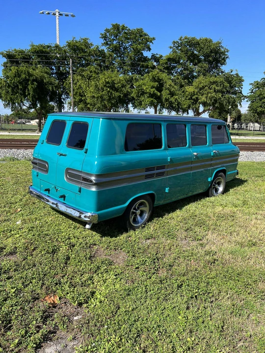 1962 Chevrolet Corvair Greenbrier & Corvan - Image 16 of 31