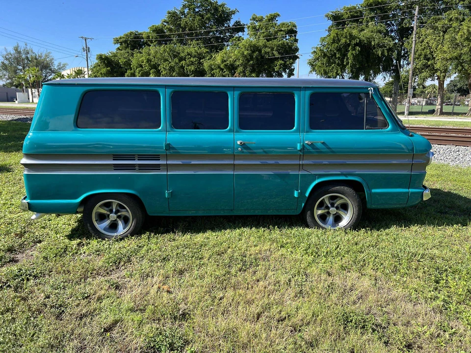 1962 Chevrolet Corvair Greenbrier & Corvan - Image 19 of 31