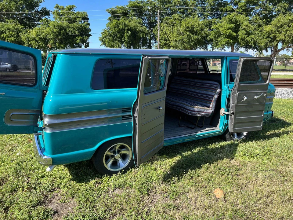 1962 Chevrolet Corvair Greenbrier & Corvan - Image 21 of 31
