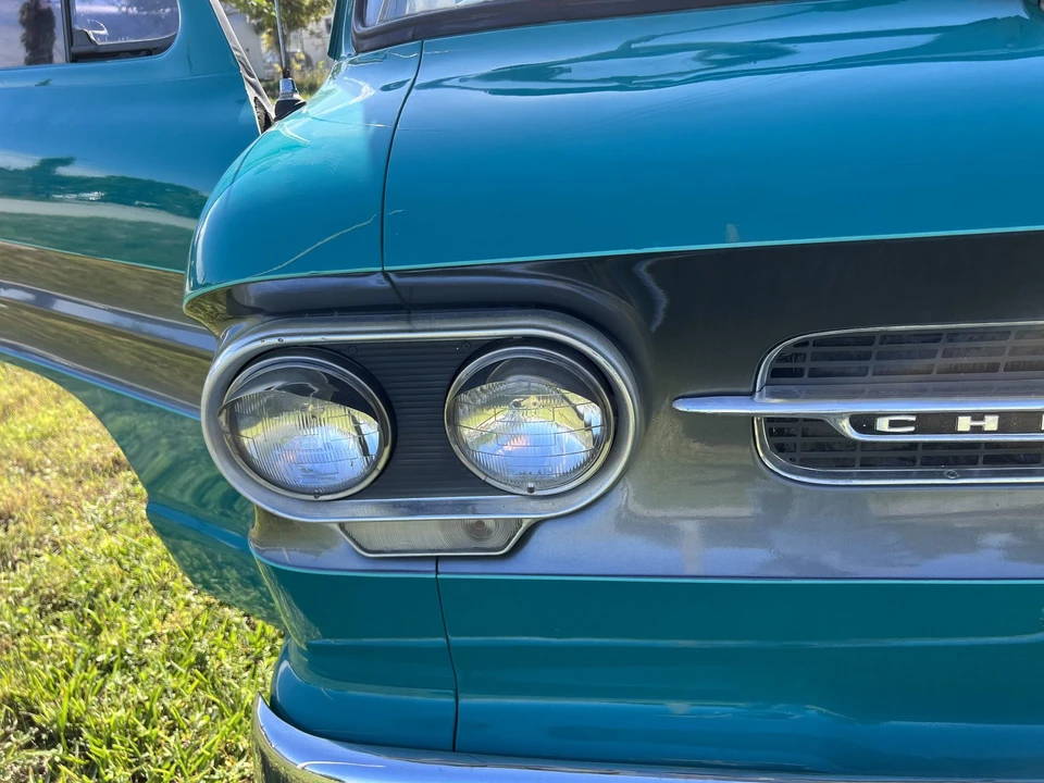 1962 Chevrolet Corvair Greenbrier & Corvan - Image 30 of 31