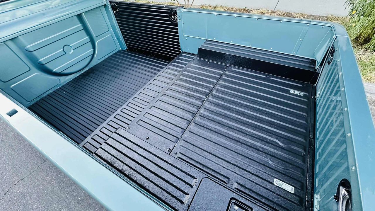 1962 Chevrolet Corvair Rampside & Loadside - Image 24 of 31