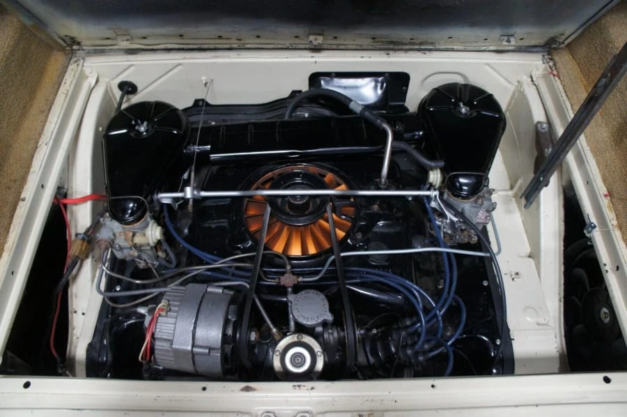 1962 Chevrolet Corvair Greenbrier & Corvan - Image 9 of 10