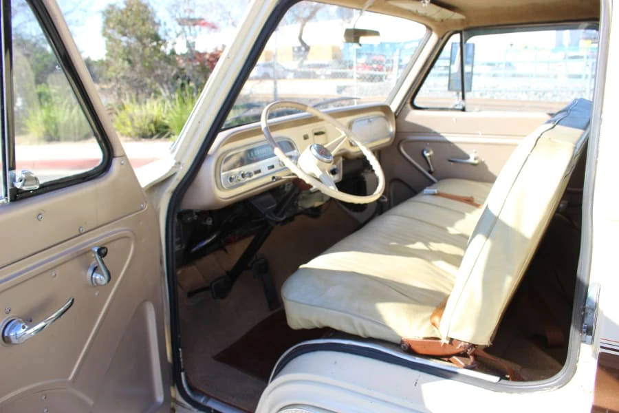 1962 Chevrolet Corvair Greenbrier & Corvan - Image 5 of 10