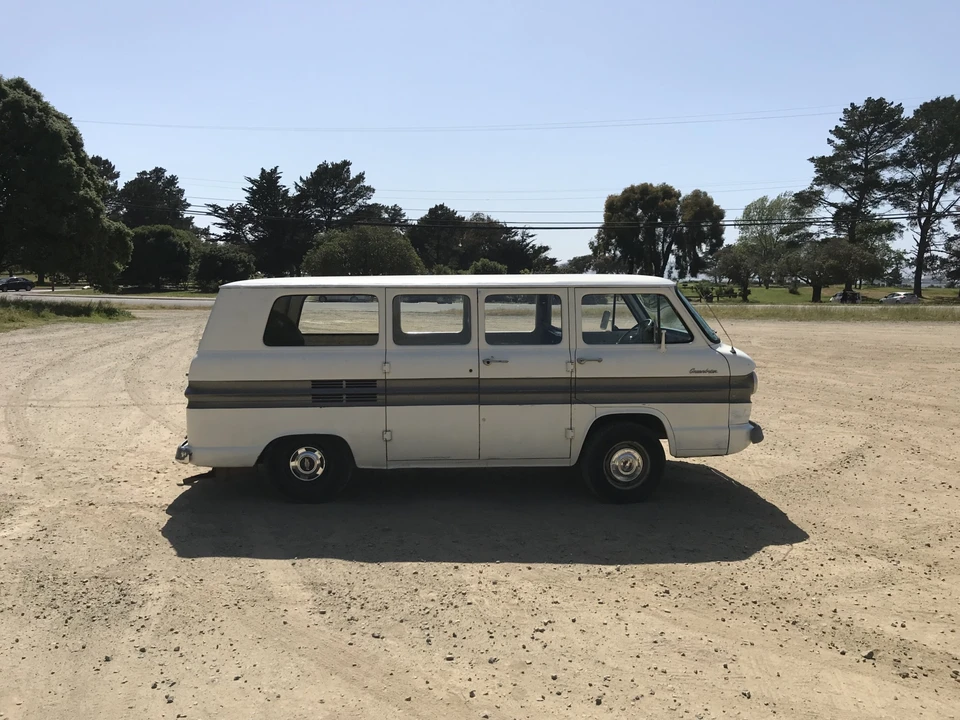 1962 Chevrolet Corvair Greenbrier & Corvan - Image 3 of 31