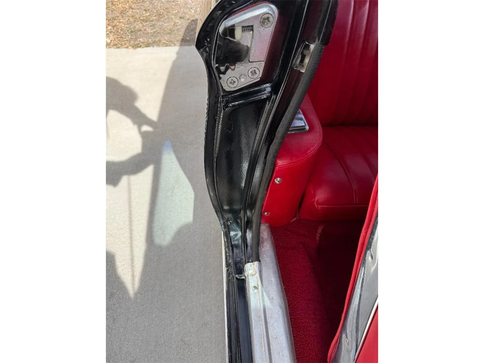 1962 Chevrolet Corvair 1st Gen - Image 21 of 31
