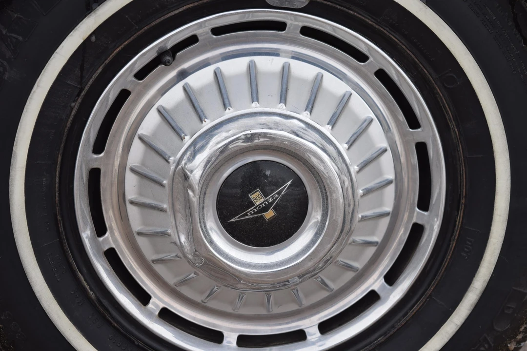 1962 Chevrolet Corvair 1st Gen - Image 19 of 31