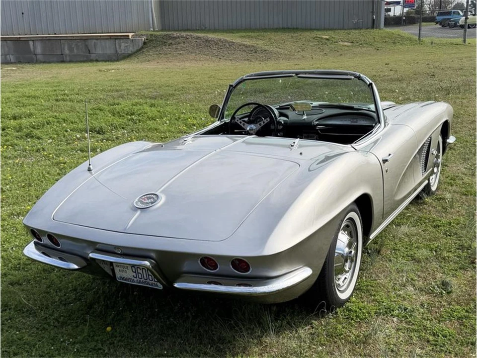 1962 Chevrolet Corvette C1 - Image 9 of 31