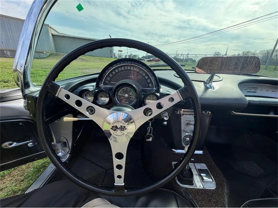 1962 Chevrolet Corvette C1 - Image 26 of 31