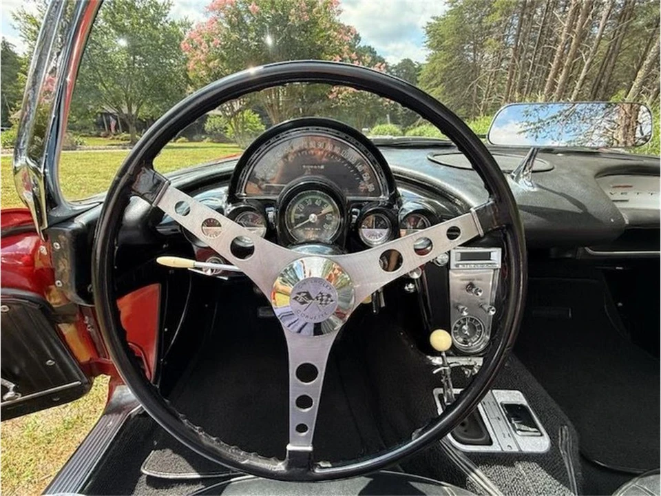 1962 Chevrolet Corvette C1 - Image 19 of 31