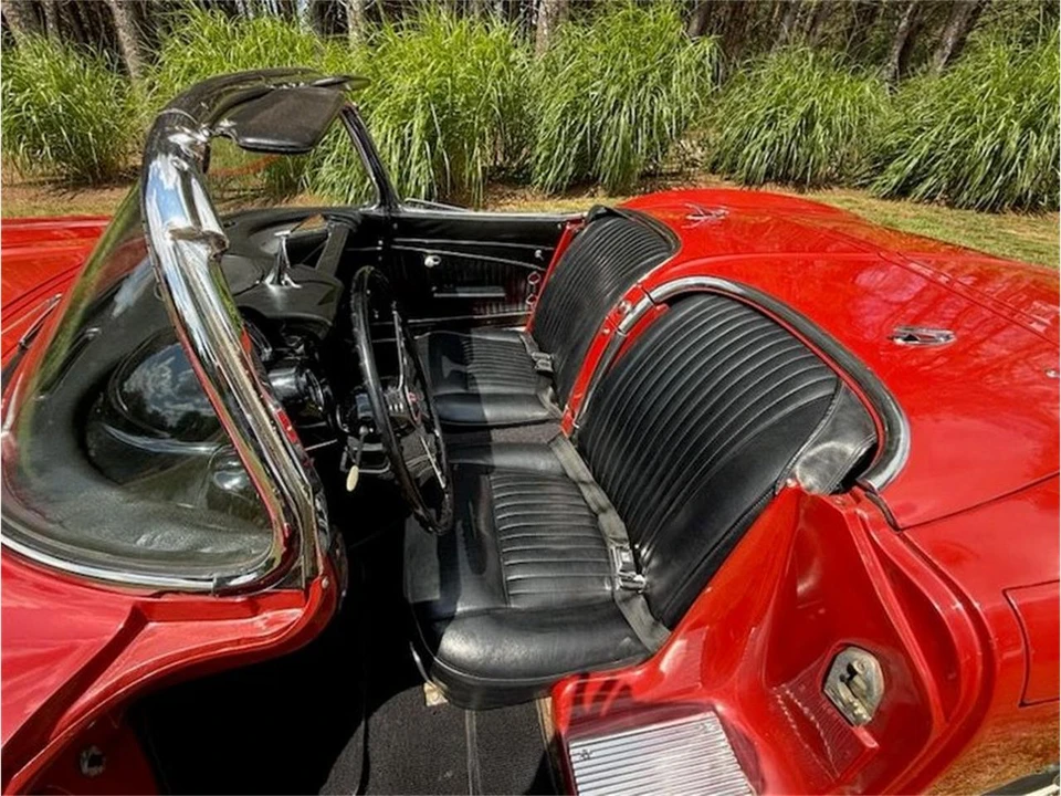 1962 Chevrolet Corvette C1 - Image 22 of 31