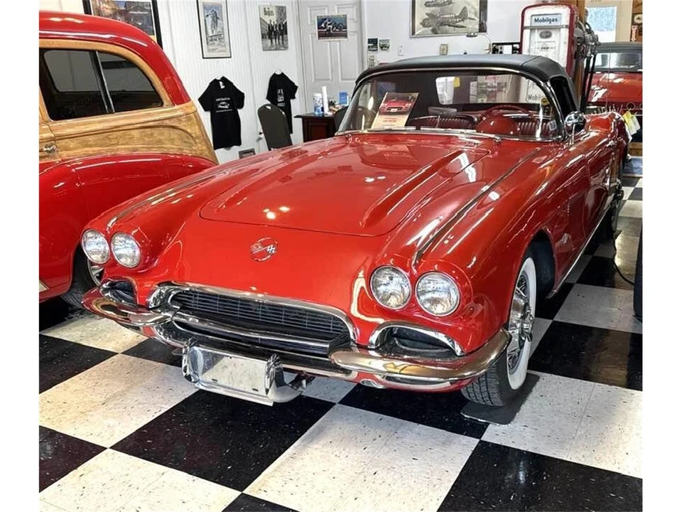 1962 Chevrolet Corvette C1 - Image 14 of 31