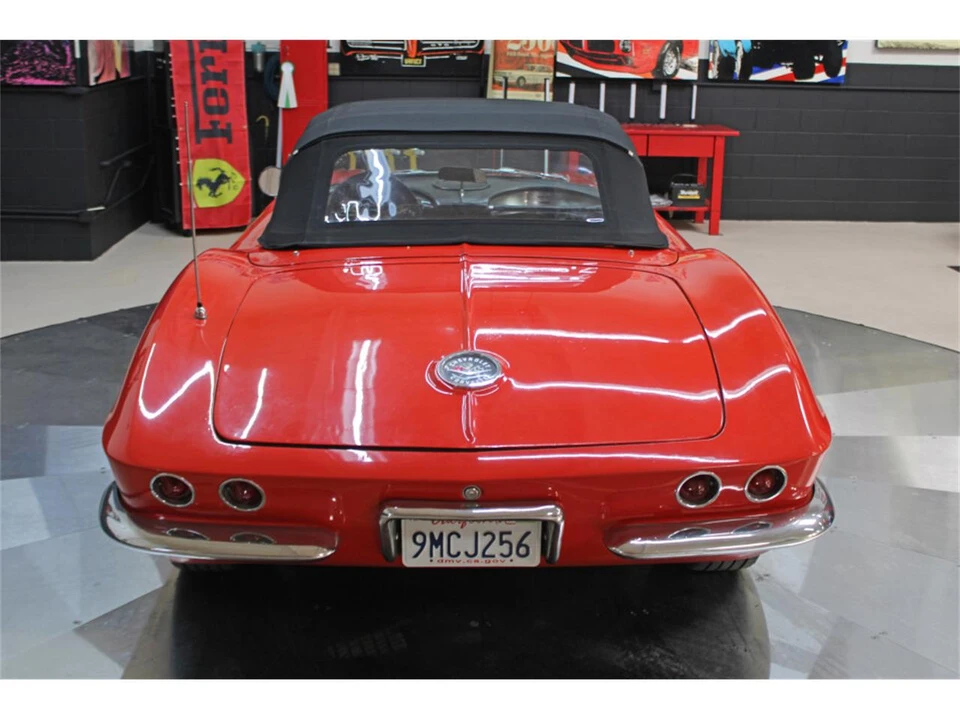 1962 Chevrolet Corvette C1 - Image 16 of 31