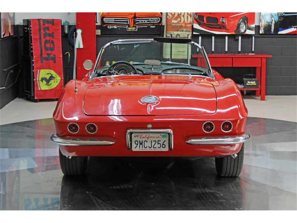 1962 Chevrolet Corvette C1 - Image 19 of 31