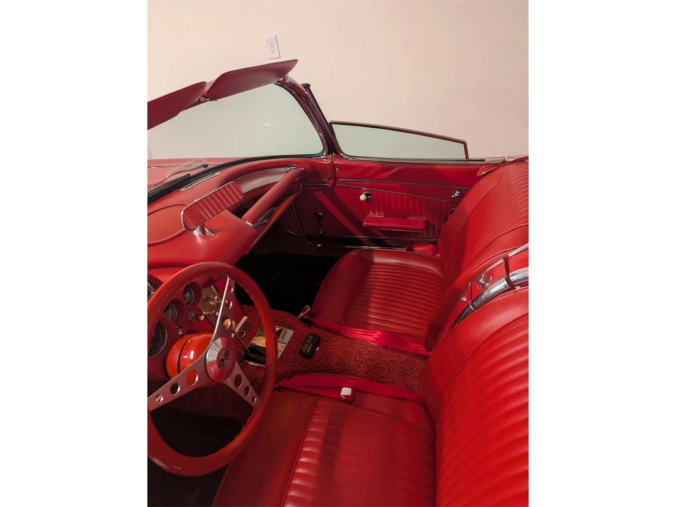1962 Chevrolet Corvette C1 - Image 14 of 31