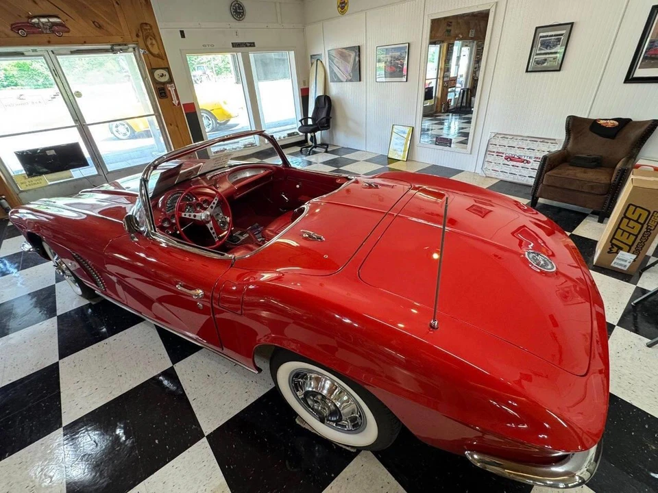 1962 Chevrolet Corvette C1 - Image 28 of 31