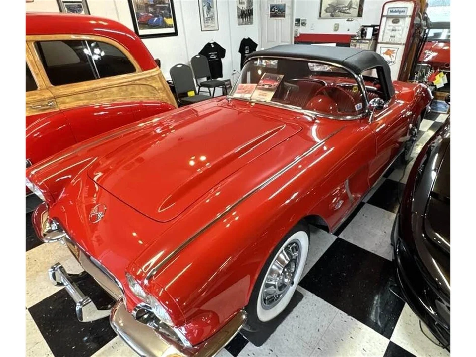 1962 Chevrolet Corvette C1 - Image 17 of 31