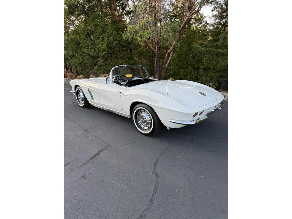 1962 Chevrolet Corvette C1 - Image 3 of 31