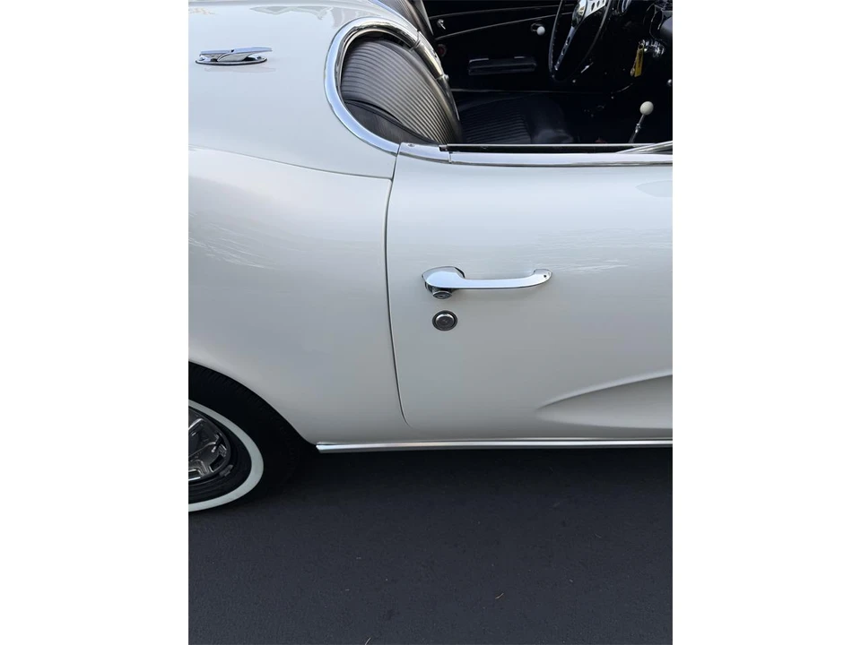 1962 Chevrolet Corvette C1 - Image 6 of 31